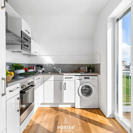 Sail Away * אולפניץ