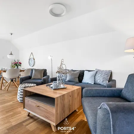 Sail Away * אולפניץ