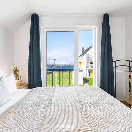 Sail Away * אולפניץ